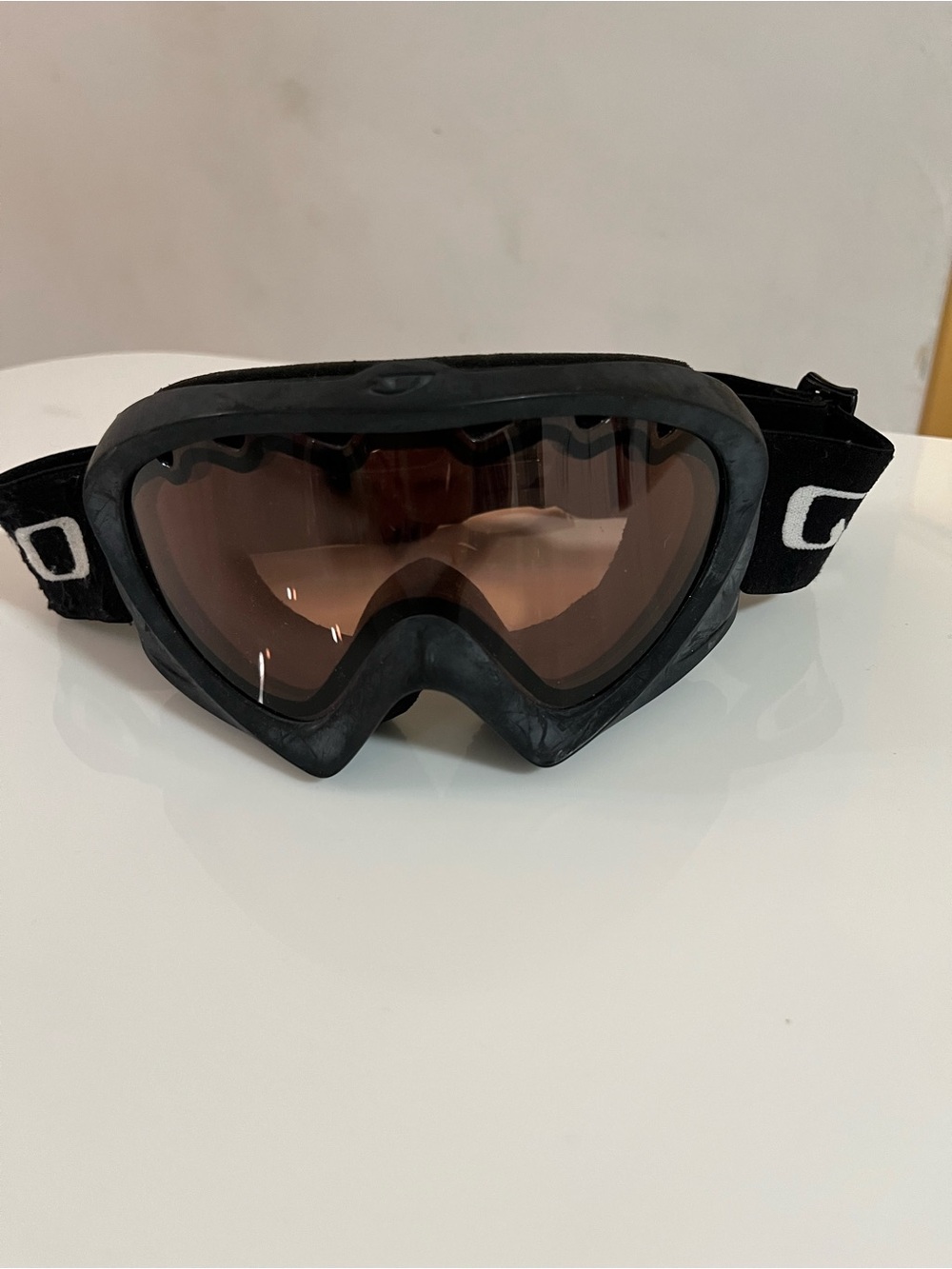 Giro Kids Black Ski Goggles with Brown Tinted Lens